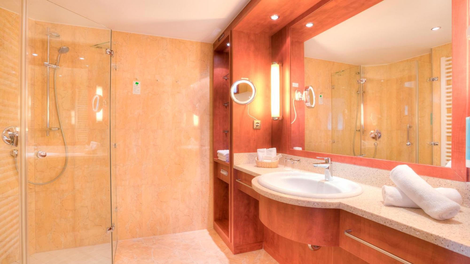 Hotel Zur Post - Ein Rovell Hotel Heringsdorf  Luaran gambar